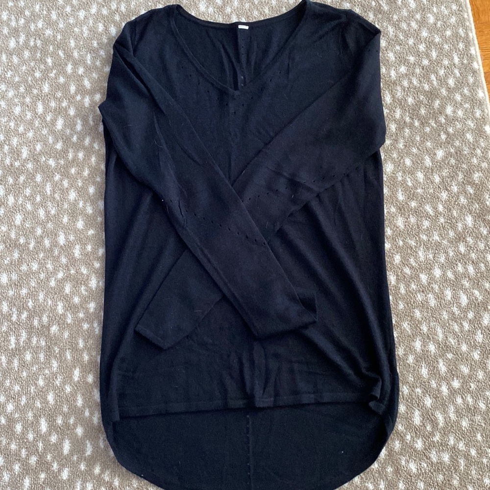 Lululemon stand steady v neck sweater size small black no tags
